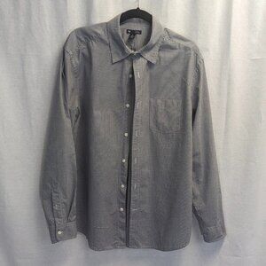 Gap Size Large Poplin Dark Gray/White Checked Button Down Long Sleeves